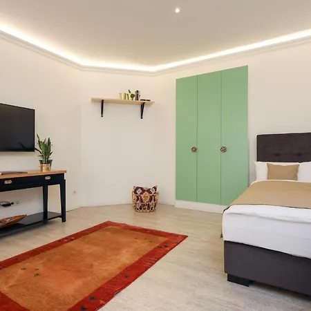 Daire 5 Personen Altbau Nahe Kurfuerstendamm - Shakespeare *