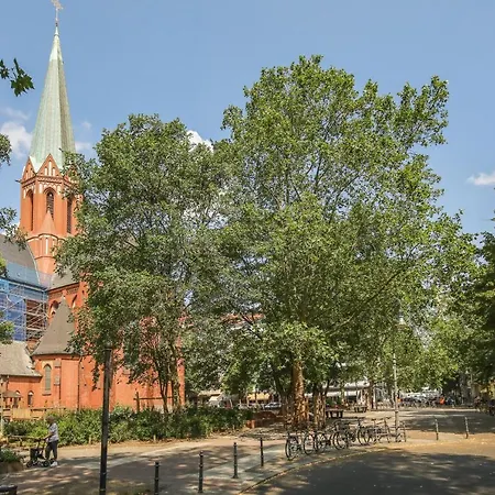 5 Personen Altbau Nahe Kurfuerstendamm - Shakespeare Apartman Berlin