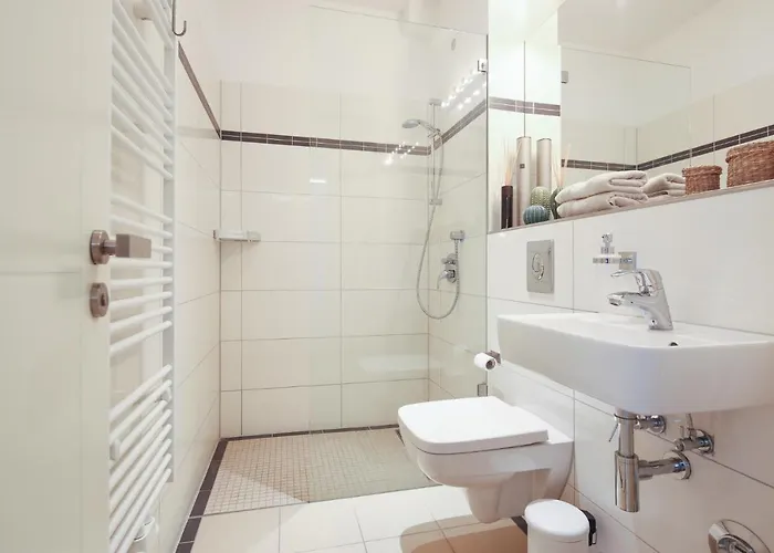 5 Personen Altbau Nahe Kurfuerstendamm - Shakespeare * 柏林