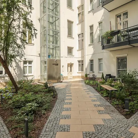 5 Personen Altbau Nahe Kurfuerstendamm - Shakespeare Lejlighed *